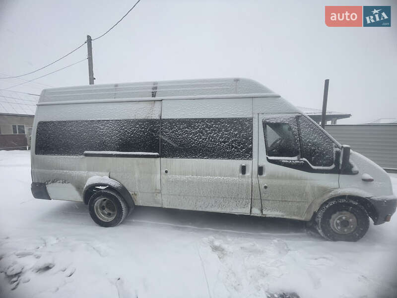 Пригородный автобус Ford Transit 2006 в Чуднове