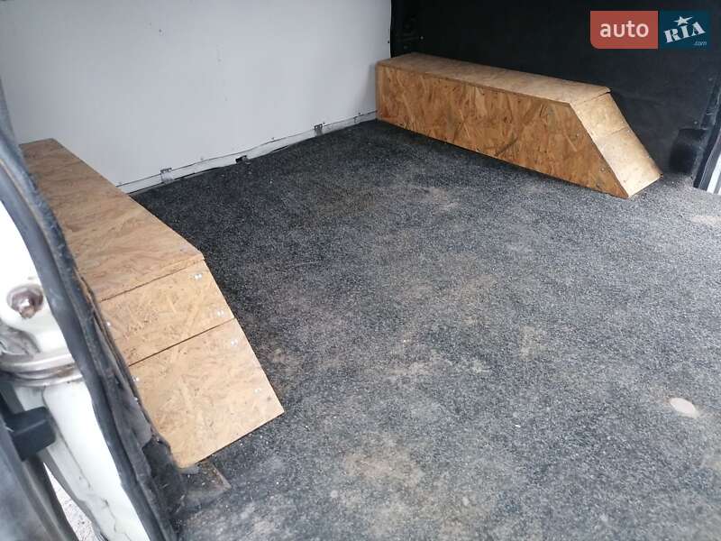 Грузопассажирский фургон Ford Transit 1998 в Виннице