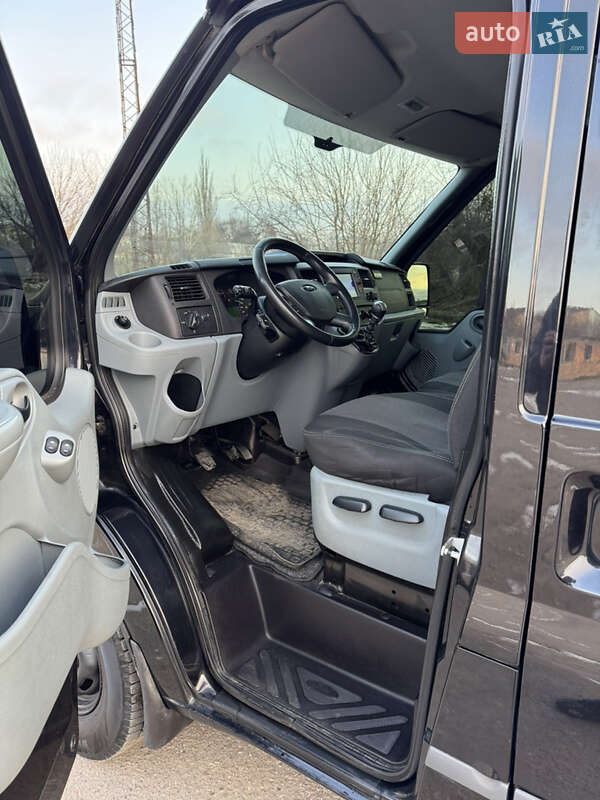 Грузовой фургон Ford Transit 2009 в Николаеве