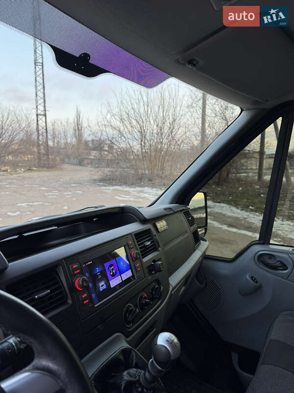 Грузовой фургон Ford Transit 2009 в Николаеве