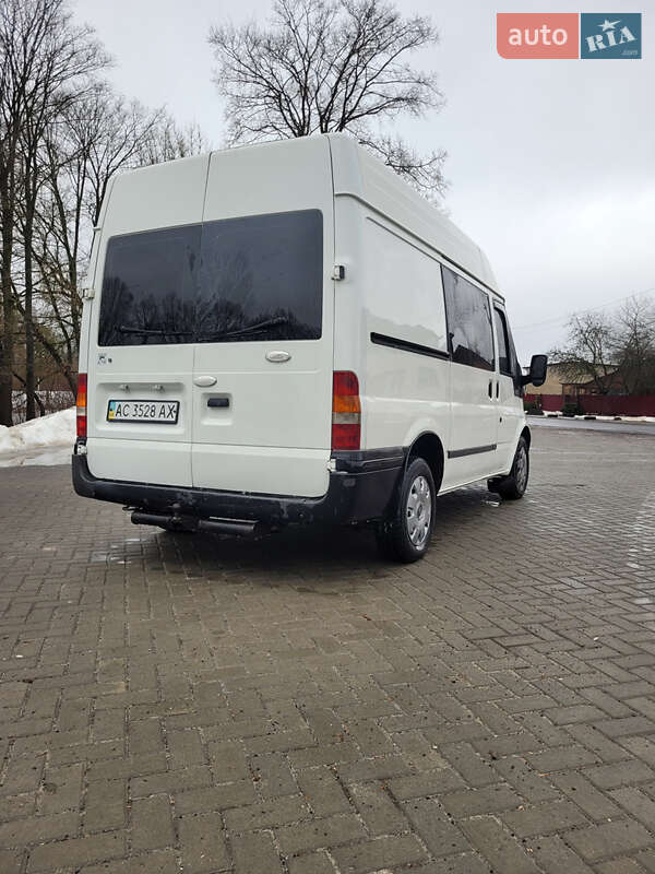 Грузопассажирский фургон Ford Transit 2003 в Старой Выжевке