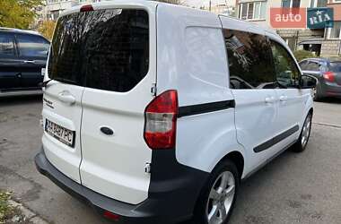 Вантажний фургон Ford Transit 2015 в Києві