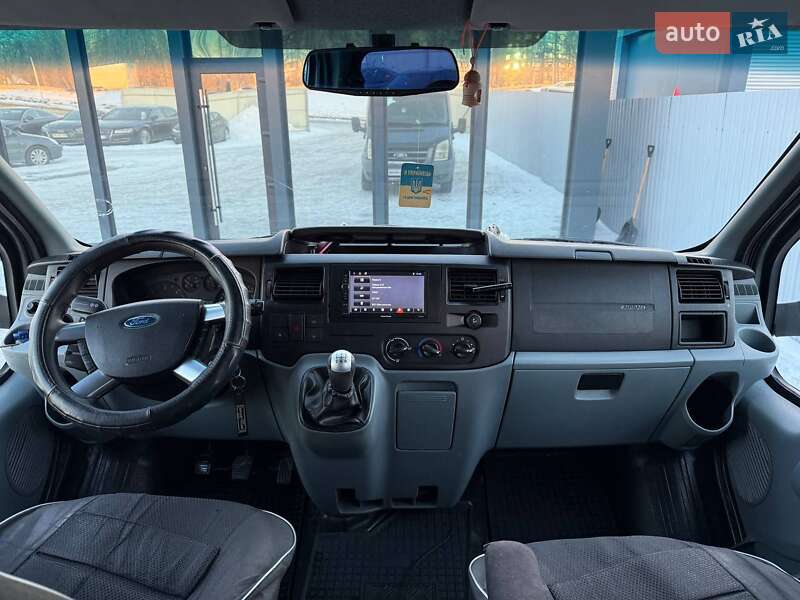 Минивэн Ford Transit 2008 в Киеве