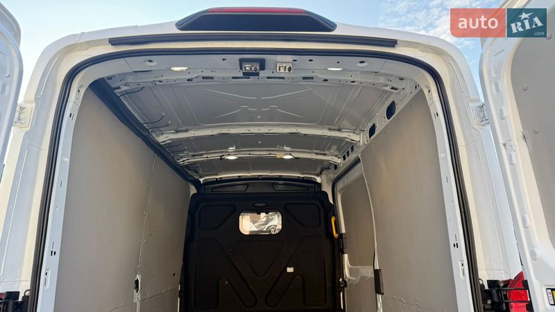 Вантажний фургон Ford Transit 2020 в Луцьку