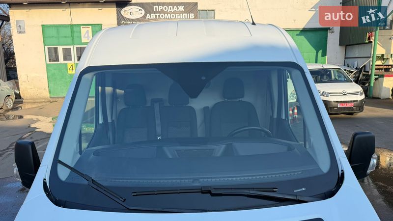 Вантажний фургон Ford Transit 2020 в Луцьку