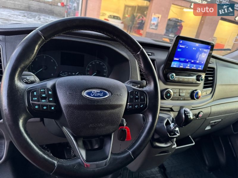 Грузовой фургон Ford Transit 2021 в Ирпене