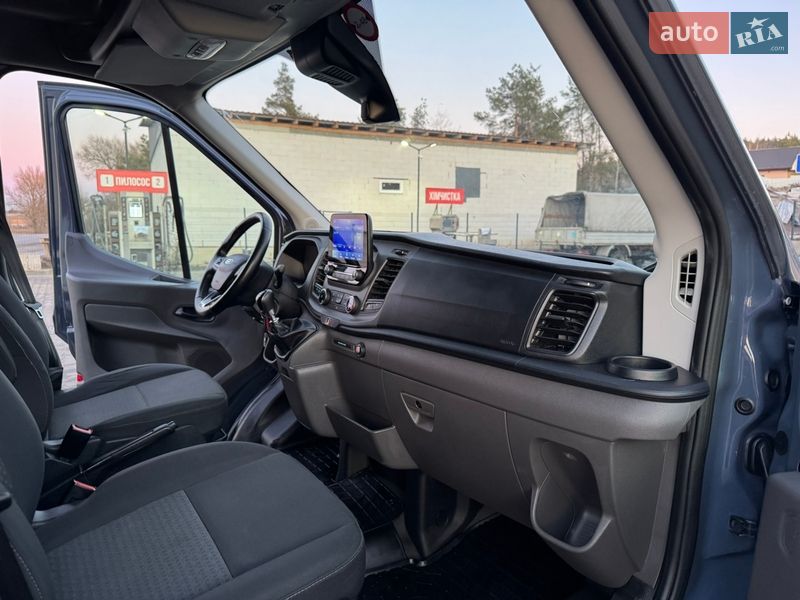 Грузовой фургон Ford Transit 2021 в Ирпене