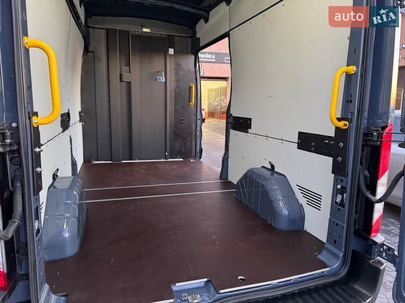 Грузовой фургон Ford Transit 2021 в Ирпене