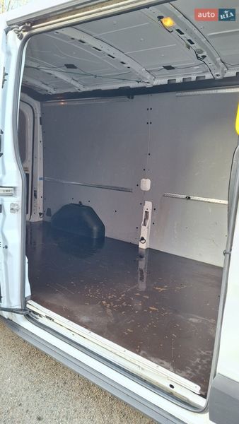Грузовой фургон Ford Transit 2016 в Бурштыне