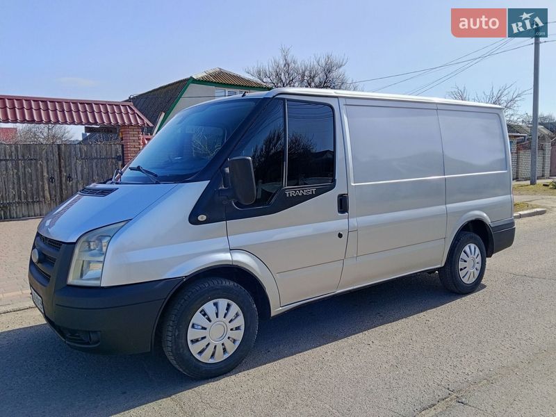 Грузовой фургон Ford Transit 2006 в Николаеве