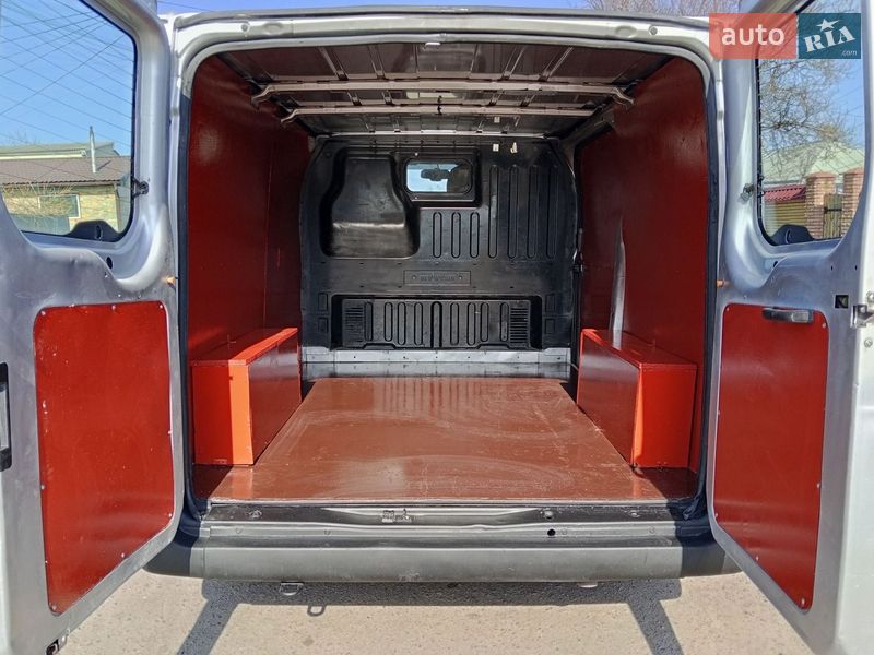 Грузовой фургон Ford Transit 2006 в Николаеве