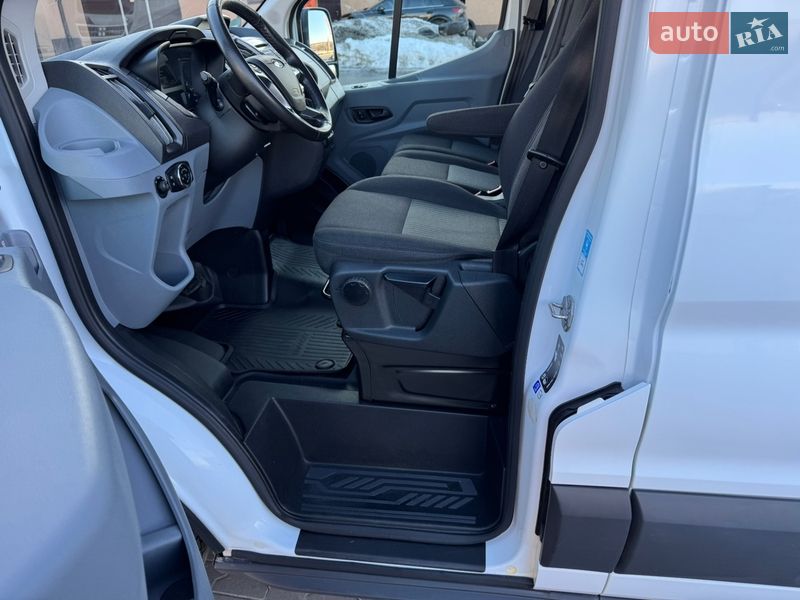 Минивэн Ford Transit 2020 в Ирпене
