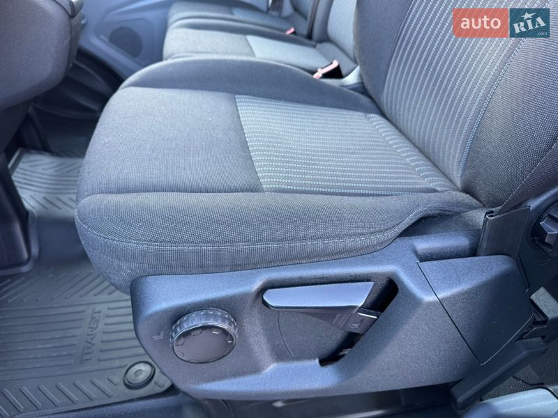 Минивэн Ford Transit 2020 в Ирпене