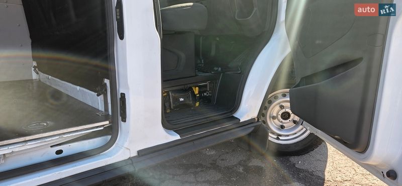 Мікроавтобус вантажний (до 3,5т) Ford Transit 2020 в Києві