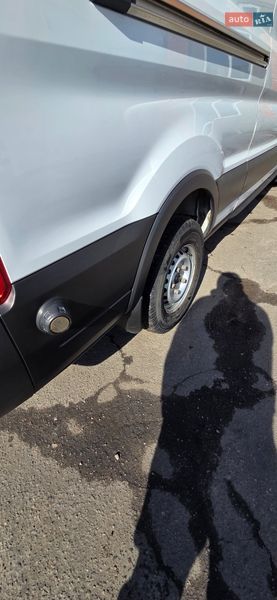 Мікроавтобус вантажний (до 3,5т) Ford Transit 2020 в Києві