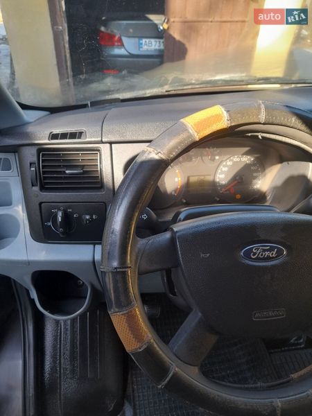 Грузовой фургон Ford Transit 2009 в Виннице