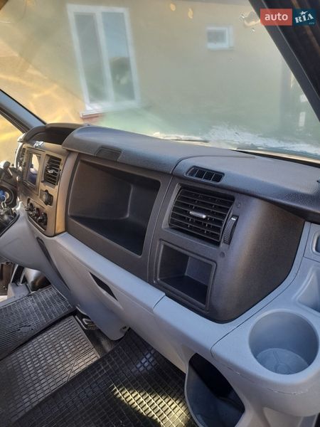 Грузовой фургон Ford Transit 2009 в Виннице