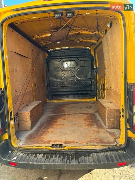 Грузовой фургон Ford Transit 2015 в Харькове