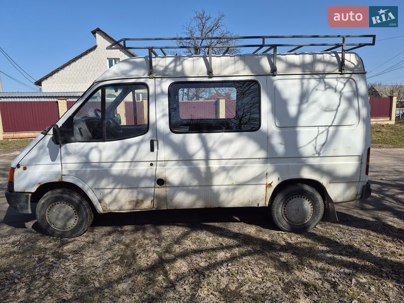 Грузопассажирский фургон Ford Transit 1991 в Виннице