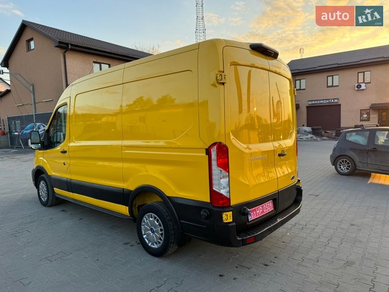 Вантажний фургон Ford Transit 2021 в Ірпені