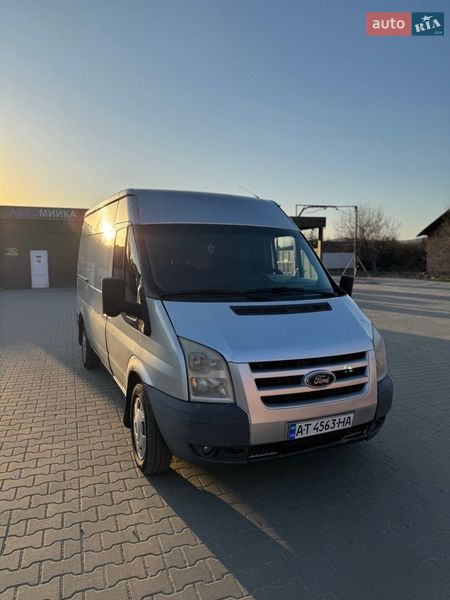 Грузовой фургон Ford Transit 2007 в Косове
