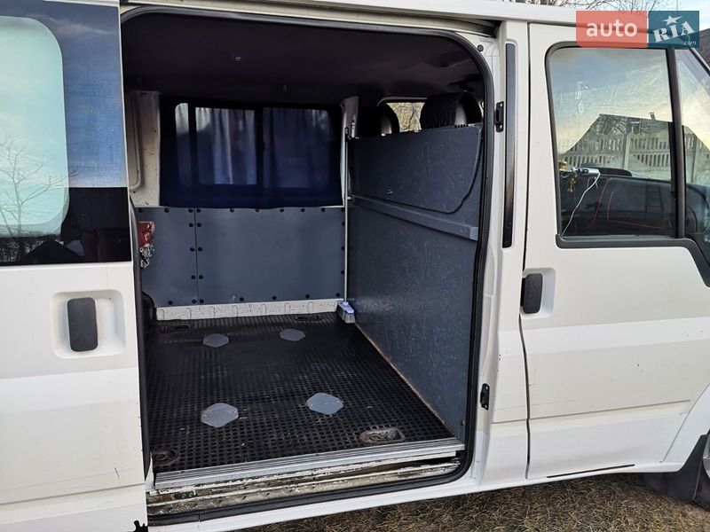 Грузовой фургон Ford Transit 2003 в Ратным фото 10 Грузовой фургон Ford Transit 2003 в Ратным
