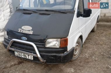 Мінівен Ford Transit 1988 в Чернівцях