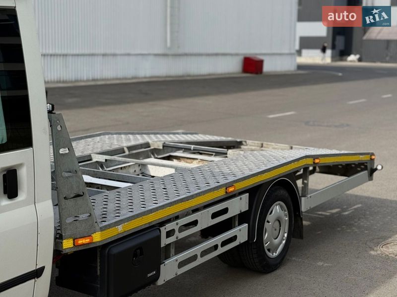 Автовоз Ford Transit 2005 в Луцьку