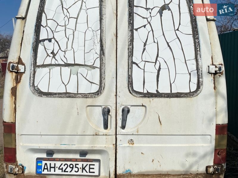 Грузовой фургон Ford Transit 1989 в Александрие