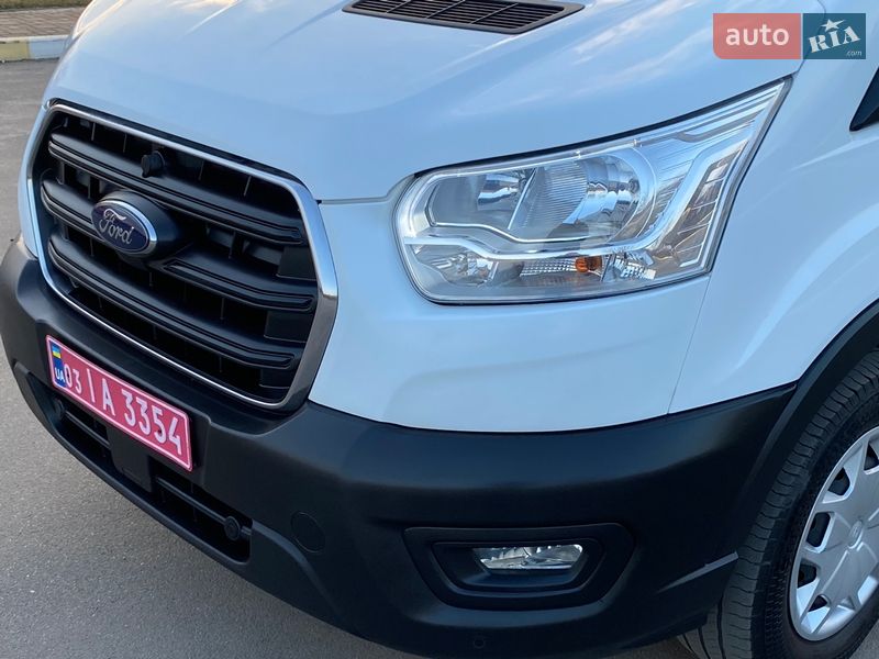 Вантажний фургон Ford Transit 2022 в Ірпені