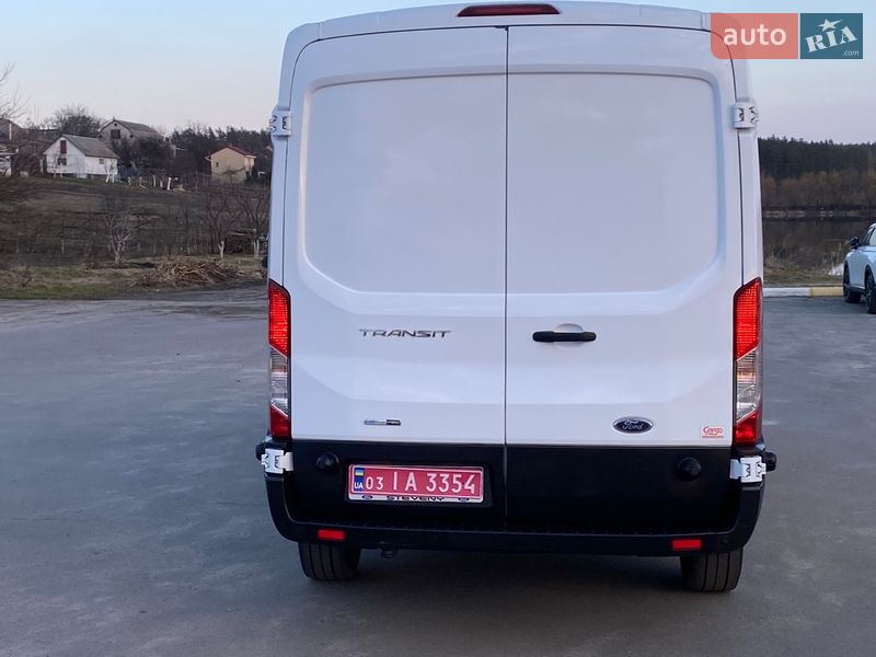 Вантажний фургон Ford Transit 2022 в Ірпені