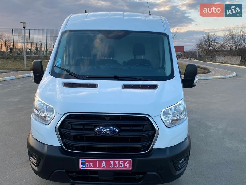 Вантажний фургон Ford Transit 2022 в Ірпені