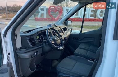 Вантажний фургон Ford Transit 2022 в Ірпені