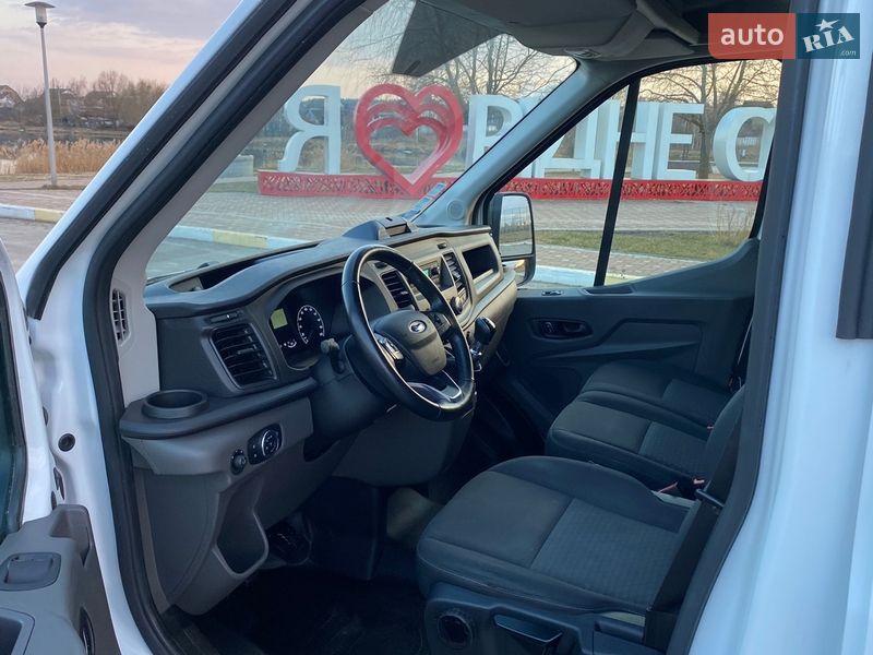 Вантажний фургон Ford Transit 2022 в Ірпені