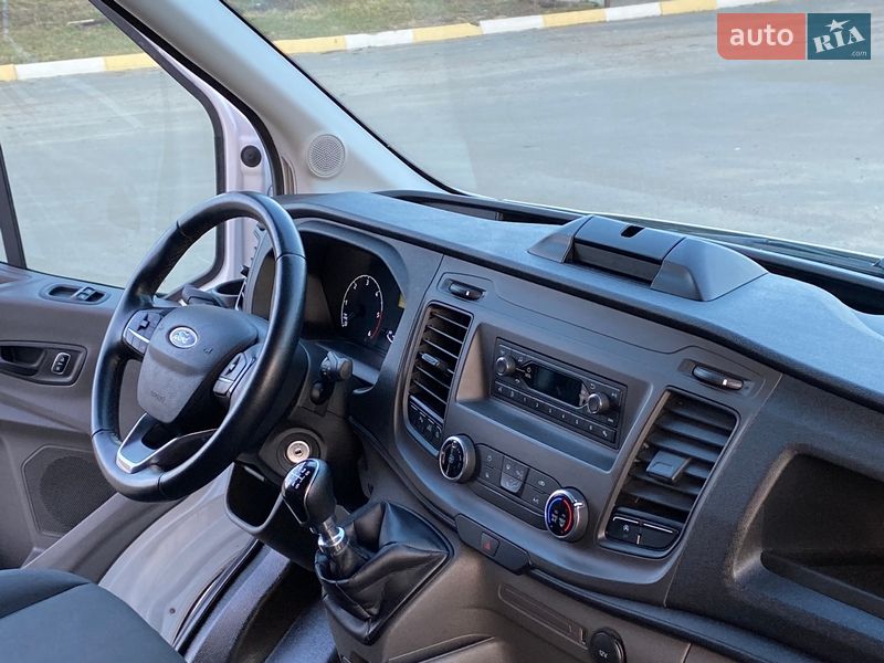 Вантажний фургон Ford Transit 2022 в Ірпені
