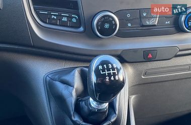 Вантажний фургон Ford Transit 2022 в Ірпені