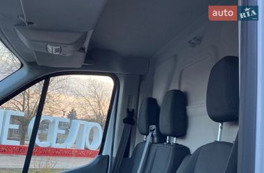 Вантажний фургон Ford Transit 2022 в Ірпені