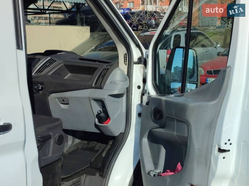 Грузовой фургон Ford Transit 2017 в Киеве