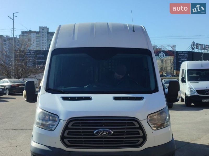 Грузовой фургон Ford Transit 2017 в Киеве