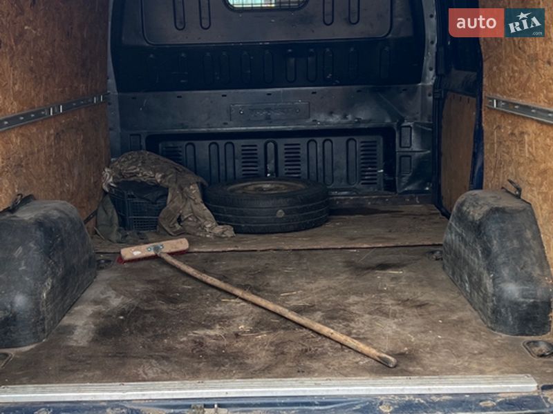 Грузовой фургон Ford Transit 2012 в Маневичах