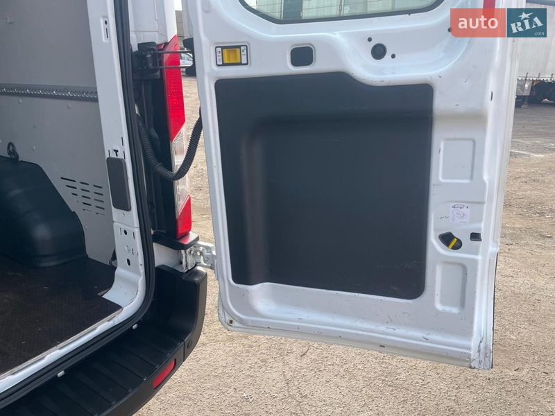 Микроавтобус грузовой (до 3,5т) Ford Transit 2019 в Киеве фото 16 Микроавтобус грузовой (до 3,5т) Ford Transit 2019 в Киеве