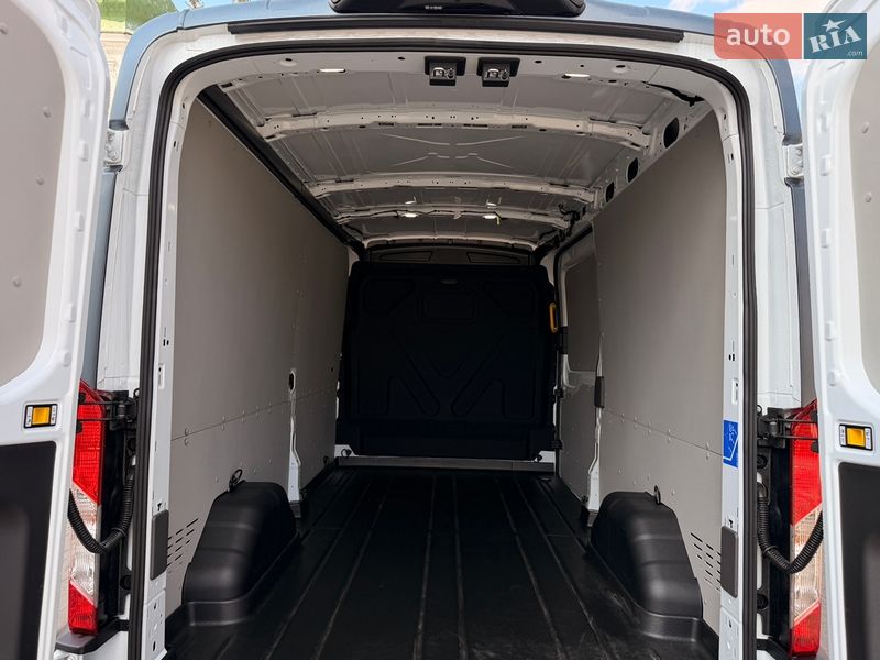 Микроавтобус грузовой (до 3,5т) Ford Transit 2025 в Киеве фото 30 Микроавтобус грузовой (до 3,5т) Ford Transit 2025 в Киеве