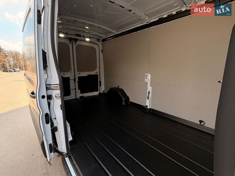 Микроавтобус грузовой (до 3,5т) Ford Transit 2025 в Киеве фото 33 Микроавтобус грузовой (до 3,5т) Ford Transit 2025 в Киеве