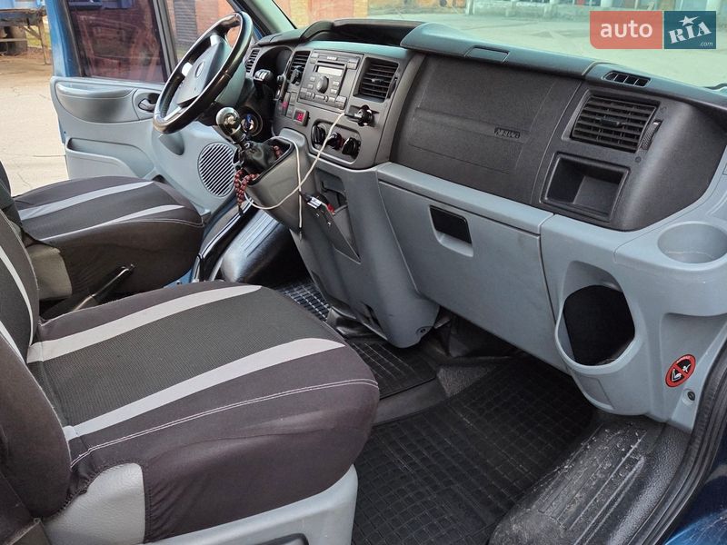 Грузовой фургон Ford Transit 2006 в Виннице фото 9 Грузовой фургон Ford Transit 2006 в Виннице