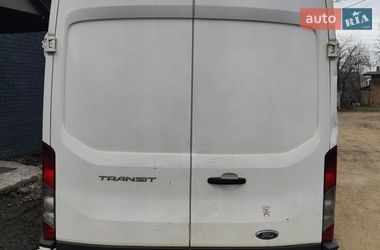 Грузовой фургон Ford Transit 2016 в Киеве
