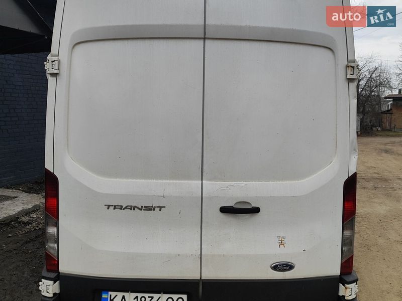 Вантажний фургон Ford Transit 2016 в Києві