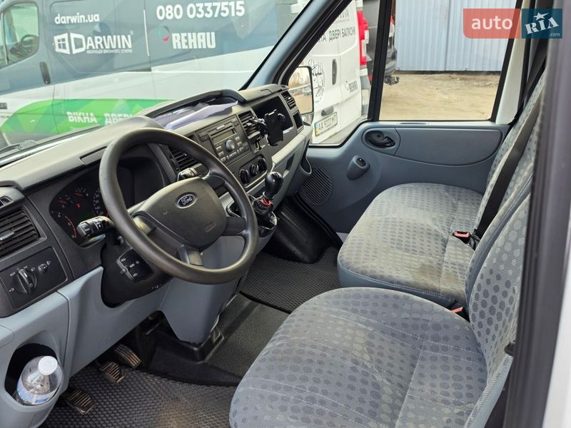 Грузовой фургон Ford Transit 2012 в Киеве