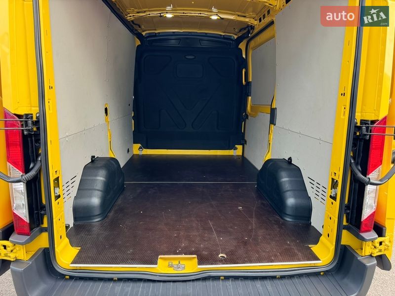 Грузовой фургон Ford Transit 2021 в Киеве