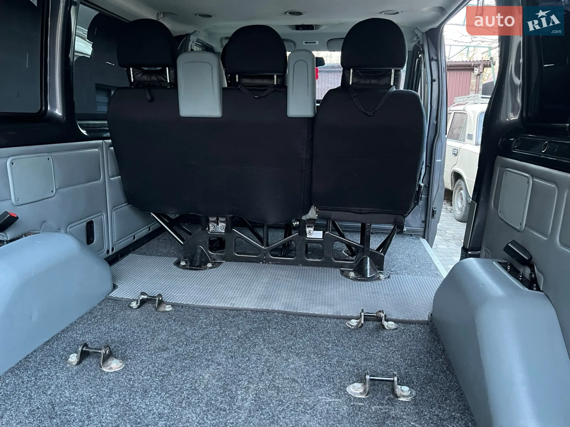 2010 Ford Transit Connect - мініатюра 38
