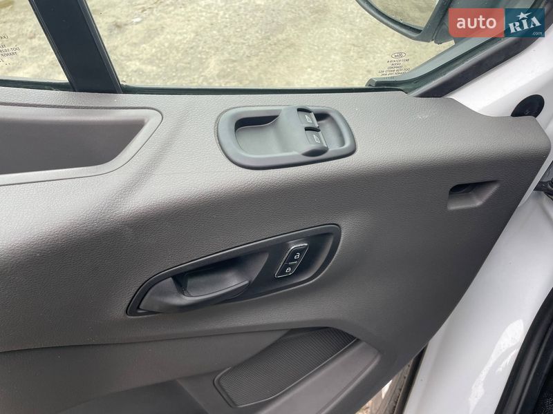 Мікроавтобус вантажний (до 3,5т) Ford Transit 2022 в Хмельницькому